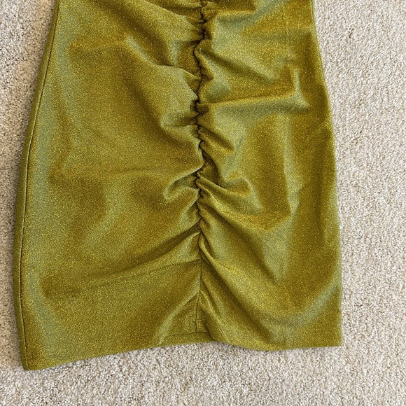 GREEN HALTER DRESS - Picture 2 of 10